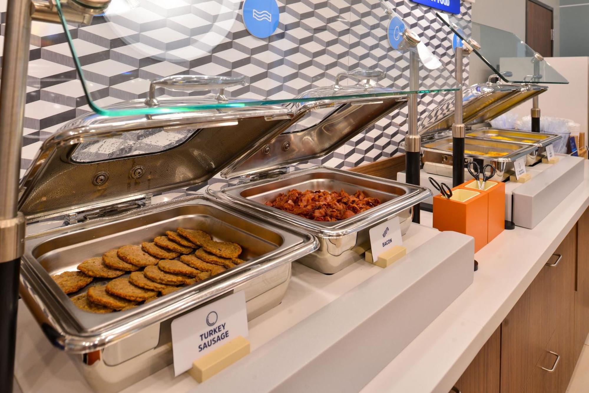 Holiday Inn Express Leland - Wilmington Area By Ihg Luaran gambar