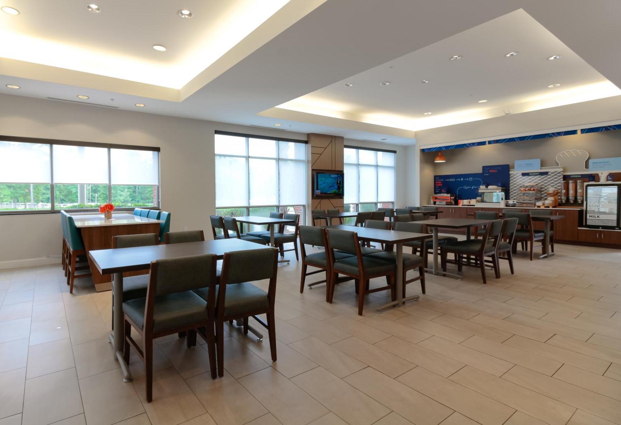Holiday Inn Express Leland - Wilmington Area By Ihg Luaran gambar