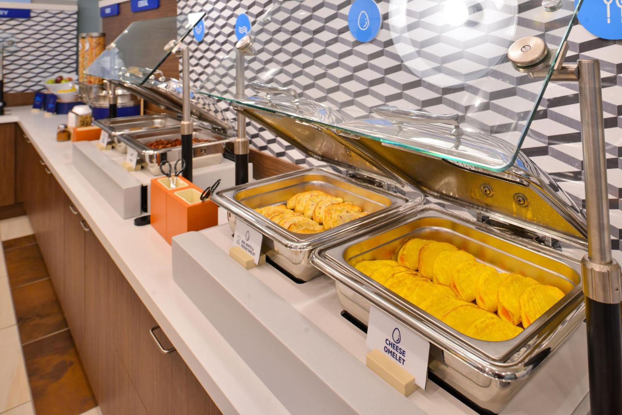 Holiday Inn Express Leland - Wilmington Area By Ihg Luaran gambar