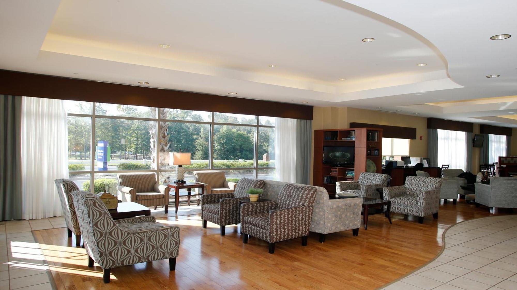 Holiday Inn Express Leland - Wilmington Area By Ihg Luaran gambar