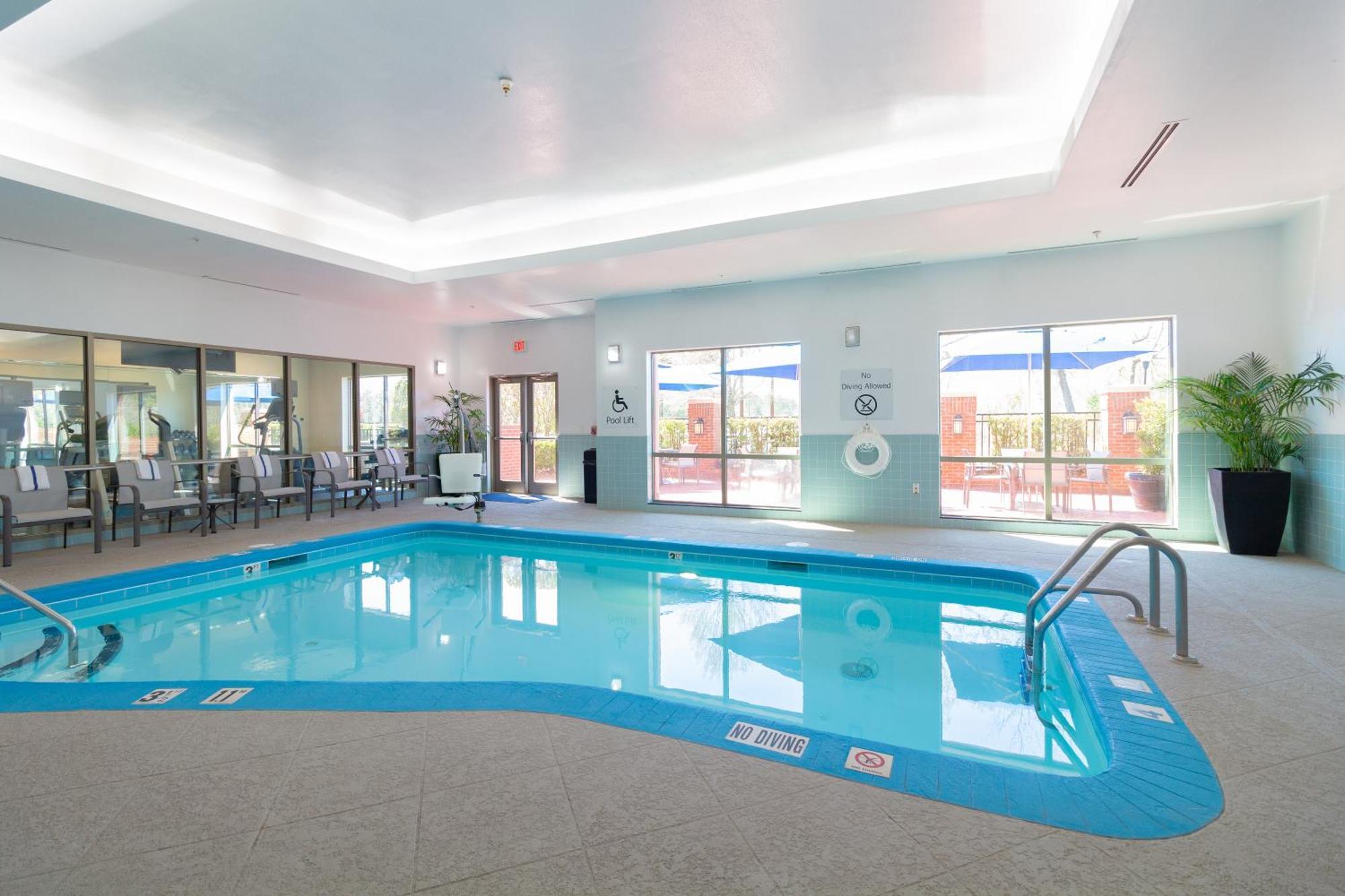 Holiday Inn Express Leland - Wilmington Area By Ihg Luaran gambar